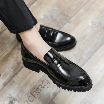 Повседневная мужская глянцевая обувь Люксовый бренд, официальные Лоферы без застежки, Мокасины, Итальянская Черная мужская обувь для вождения, Дышащая Деловая обувь на плоской подошве
