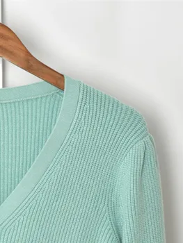 Цена распродажи Женский зеленый свитер с жемчужными пуговицами, длинный пышный рукав, V-образный вырез, элегантный вязаный кардиган для женщин
