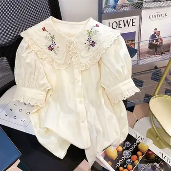 Женская рубашка с воротником Питер Пэн, цветочная вышивка, Выдалбливают блузки с оборками, французская Повседневная мода, Милые топы с короткими пышными рукавами