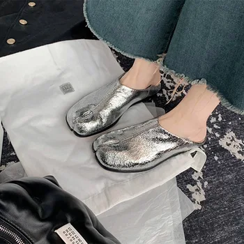Tabi/ Однотонные лаконичные Лоферы с раздельным носком на плоской подошве, полукомбинезоны, Стремена, тонкие туфли, женские Zapatos Para Mujeres